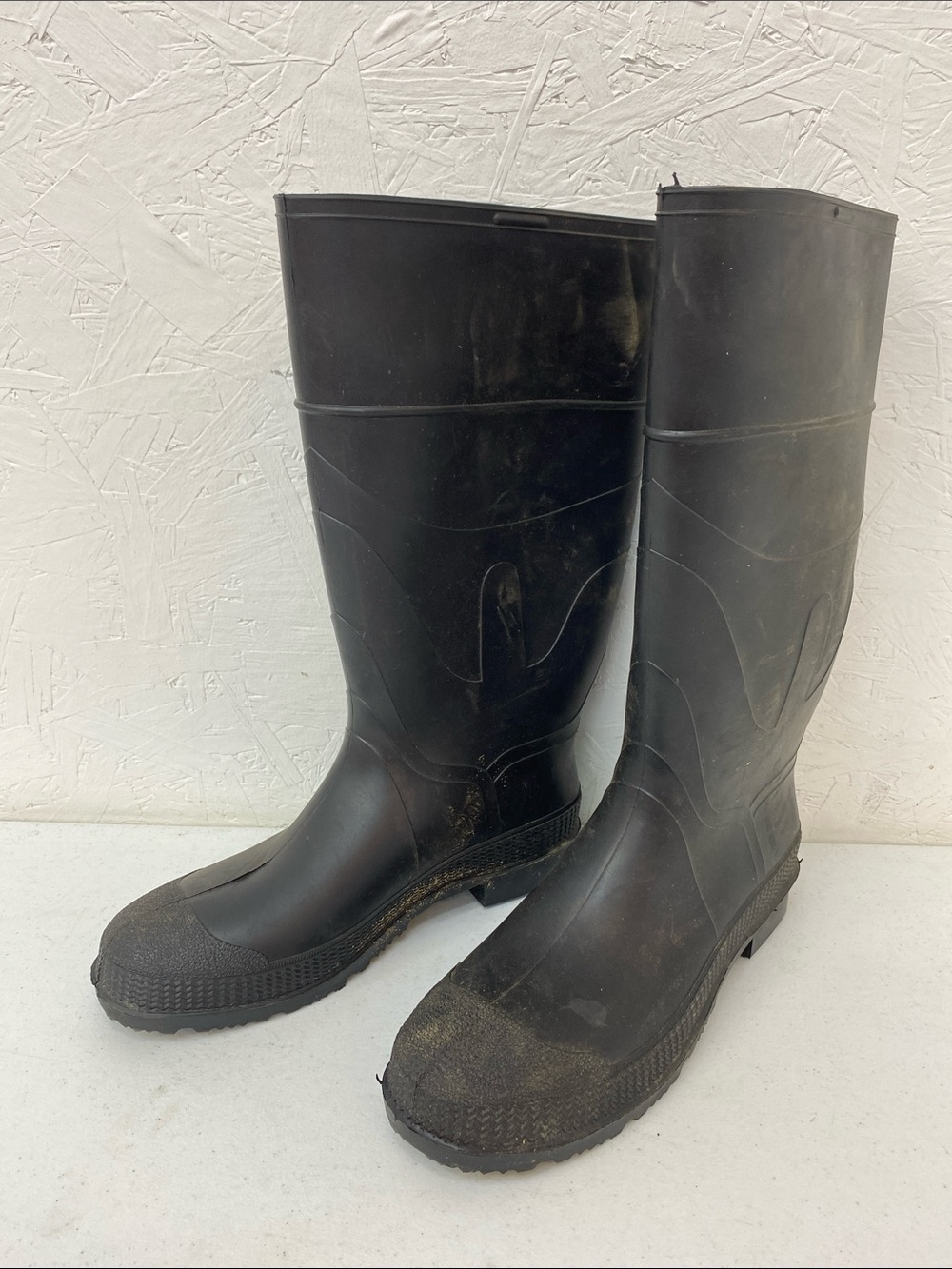 Men's Black Rubber Work Boots - Durable Waterproof Safety Boots